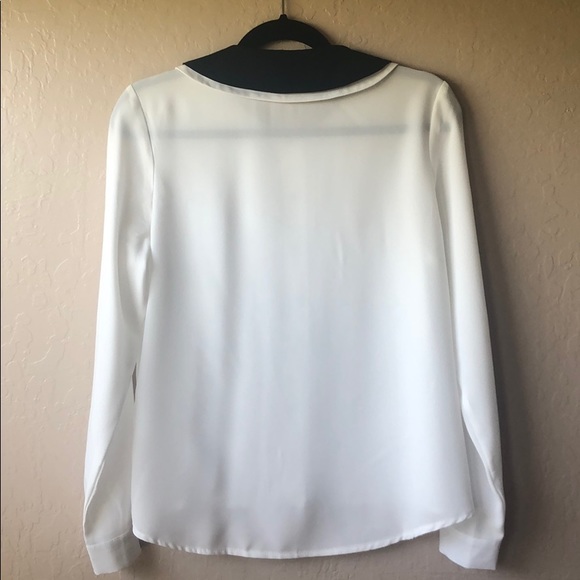 NWOT-Allegra K White Blouse w/Contrast Collar S - Picture 3 of 9